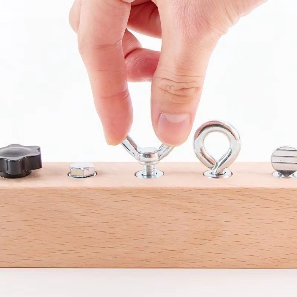 New Portable Montessori Screw  - Montessori Wooden Busy Board Toddler recension och pris